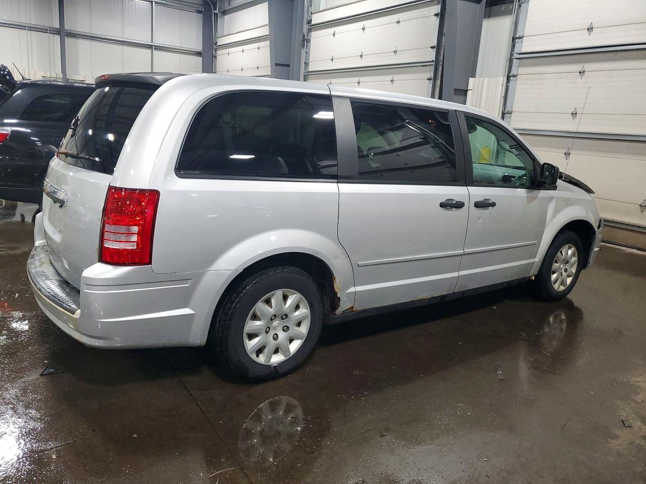 CHRYSLER TOWN & COUNTRY 2008 — 4