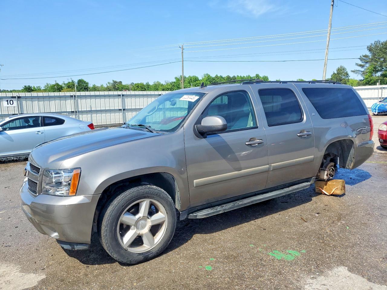 CHEVROLET SUBURBAN 2008 — 2