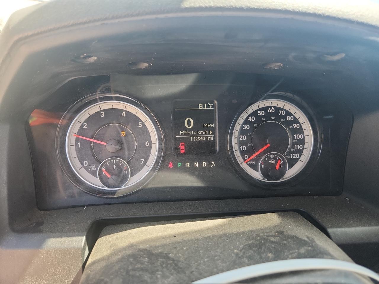 RAM 1500 CLASSIC 2020 — 10