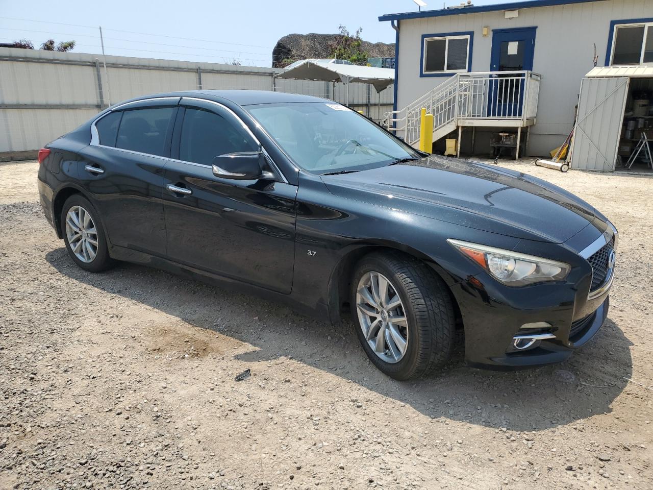 2015 INFINITI Q50 BASE