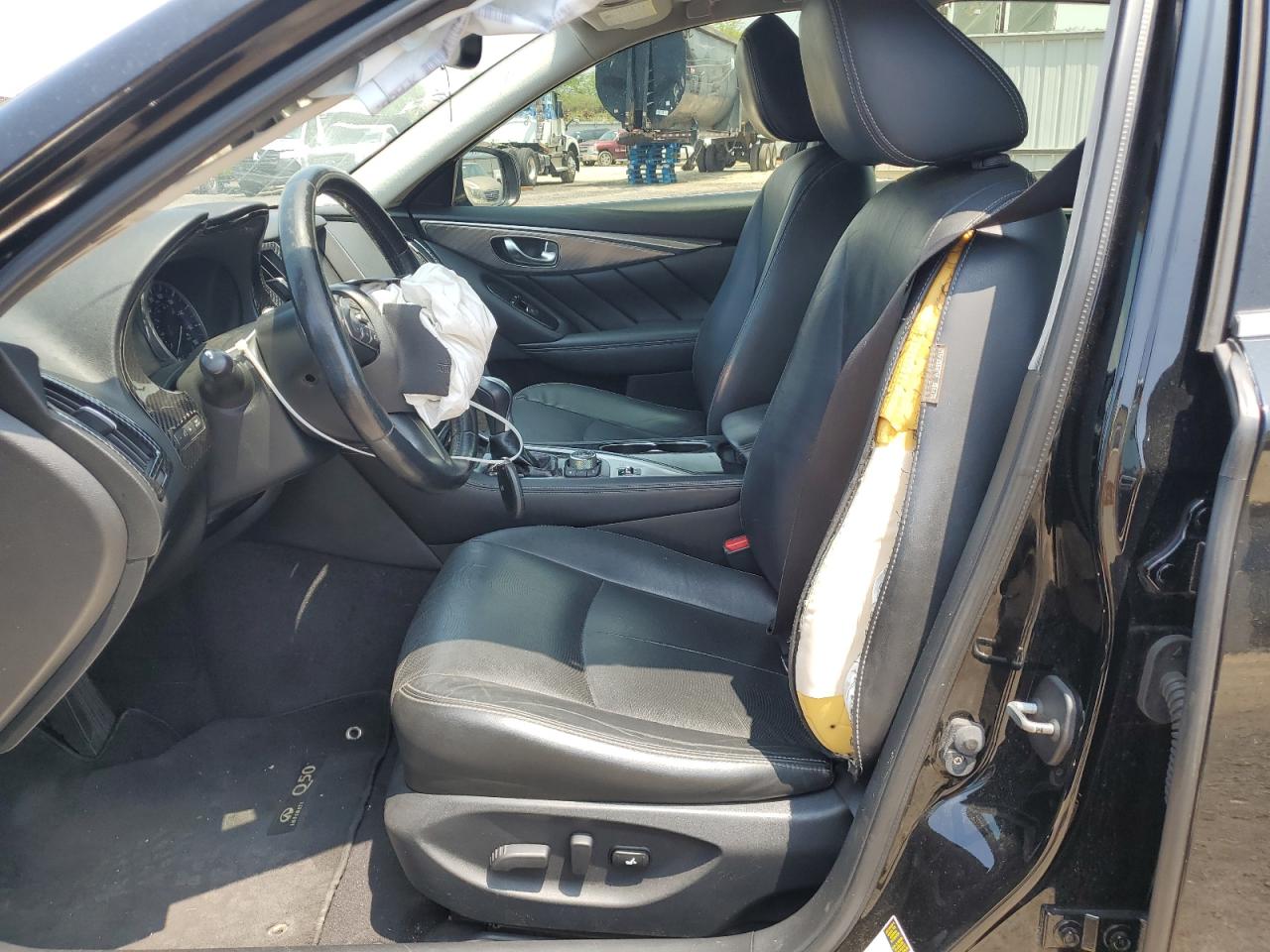 INFINITI Q50 2015 — 8