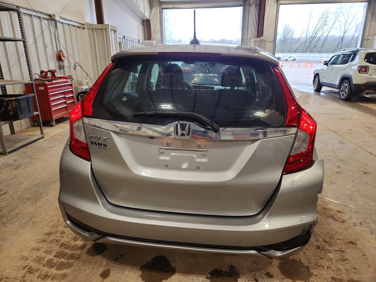 HONDA FIT 2019 — 7