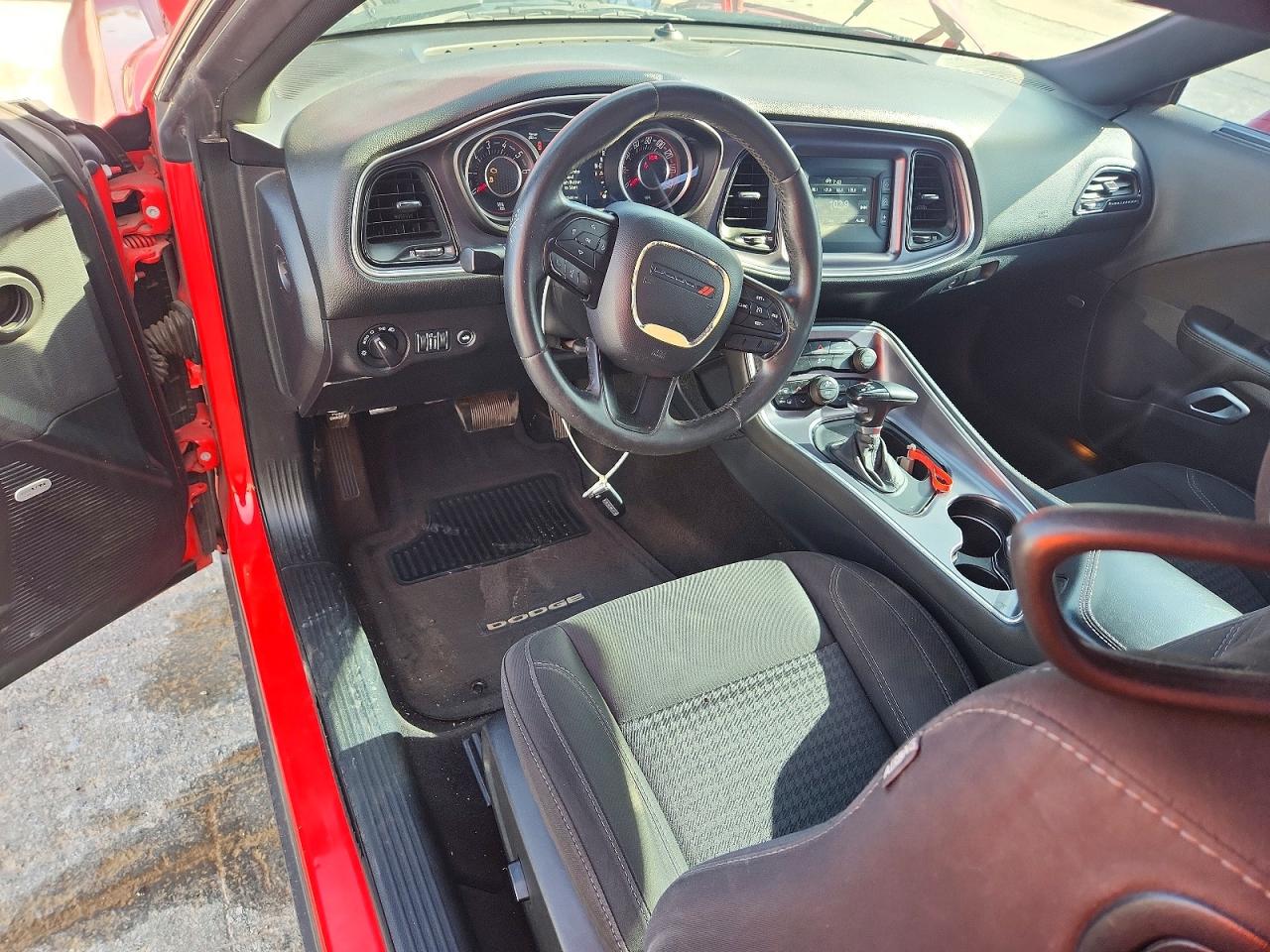 DODGE CHALLENGER 2015 — 9