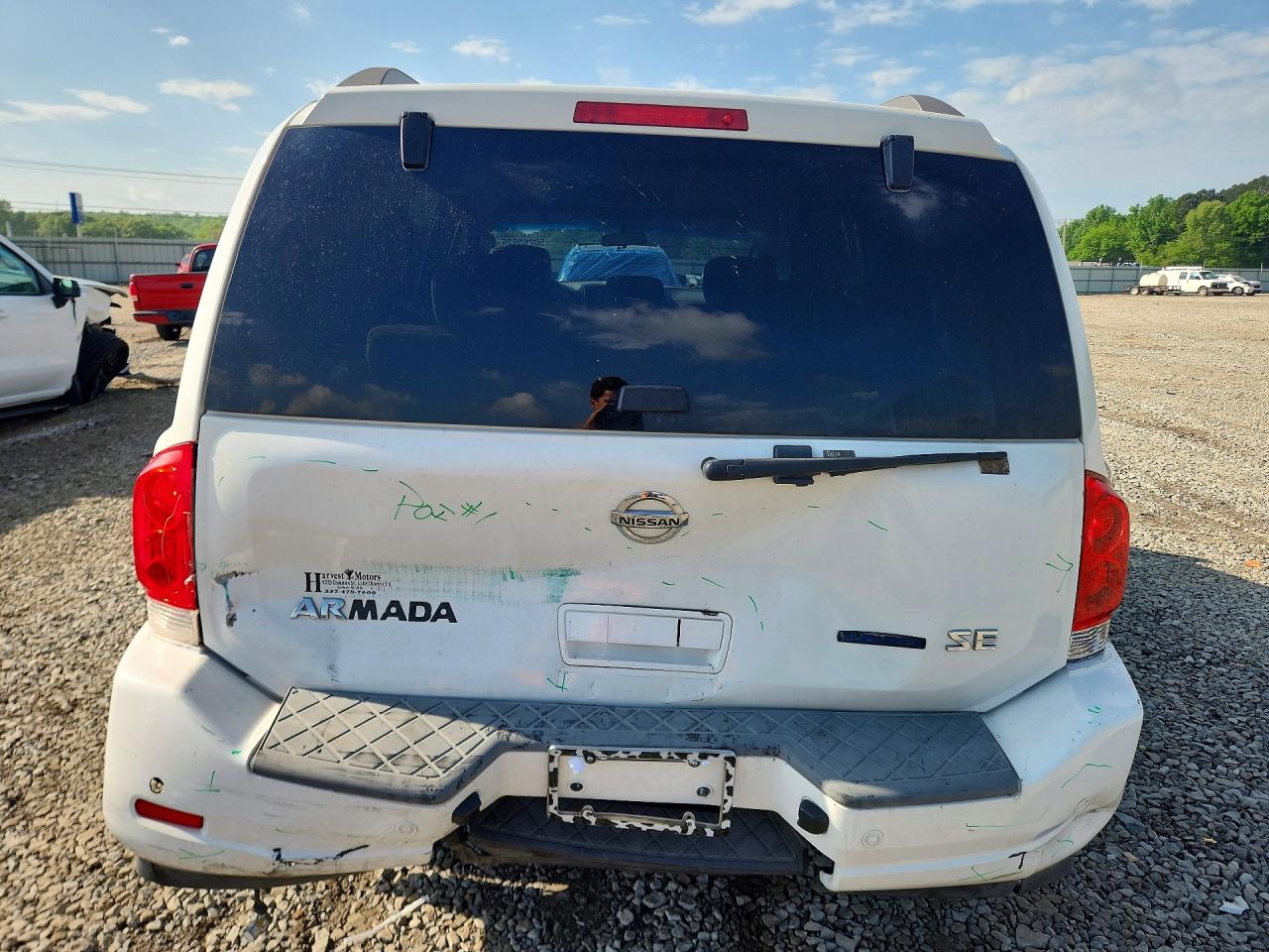 NISSAN ARMADA 2010 — 7