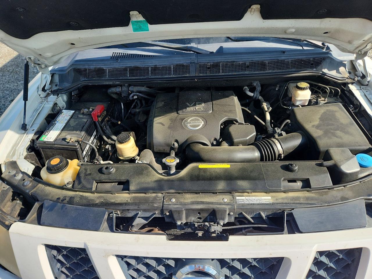 NISSAN ARMADA 2010 — 13