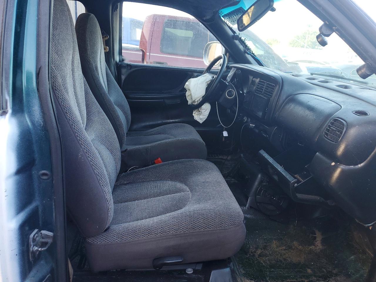 DODGE DAKOTA 1998 — 11