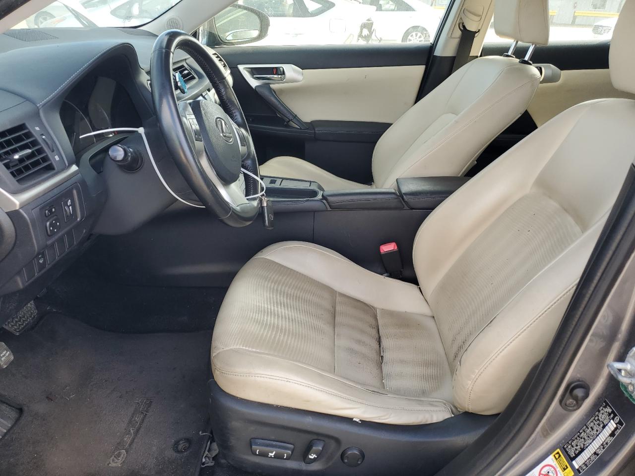 LEXUS CT 200 2013 — 8