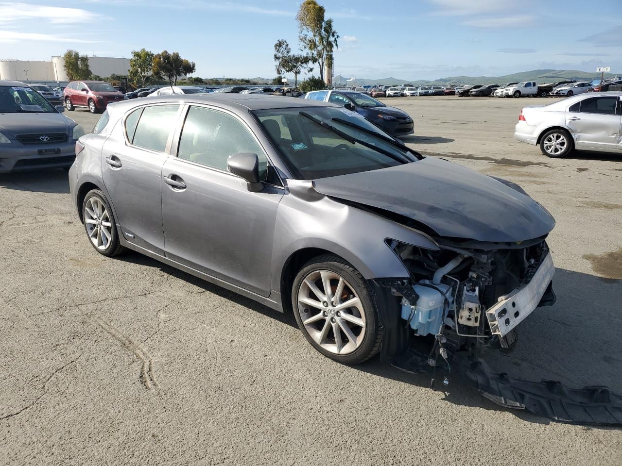 2013 LEXUS CT 200