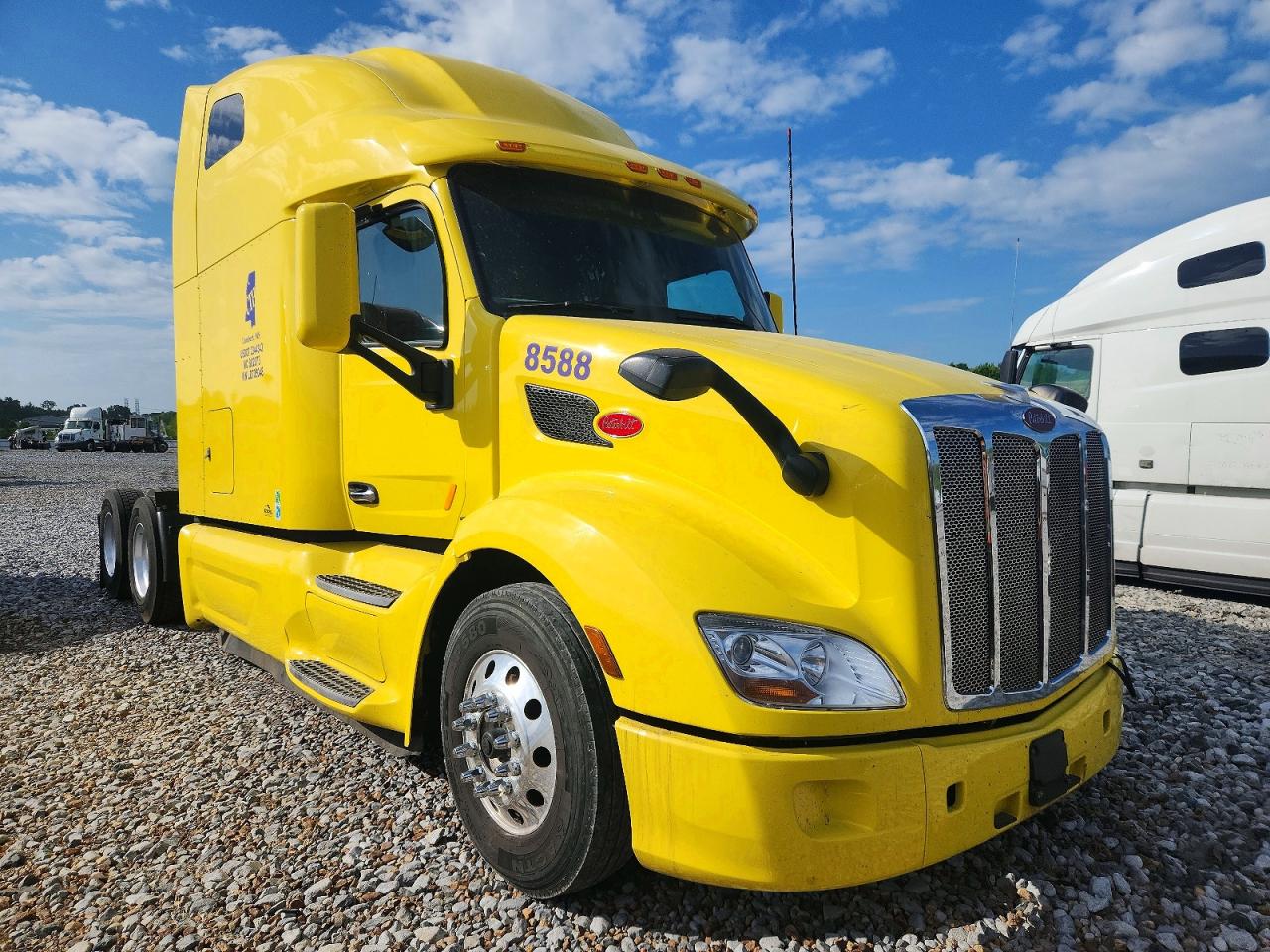 2020 PETERBILT 579