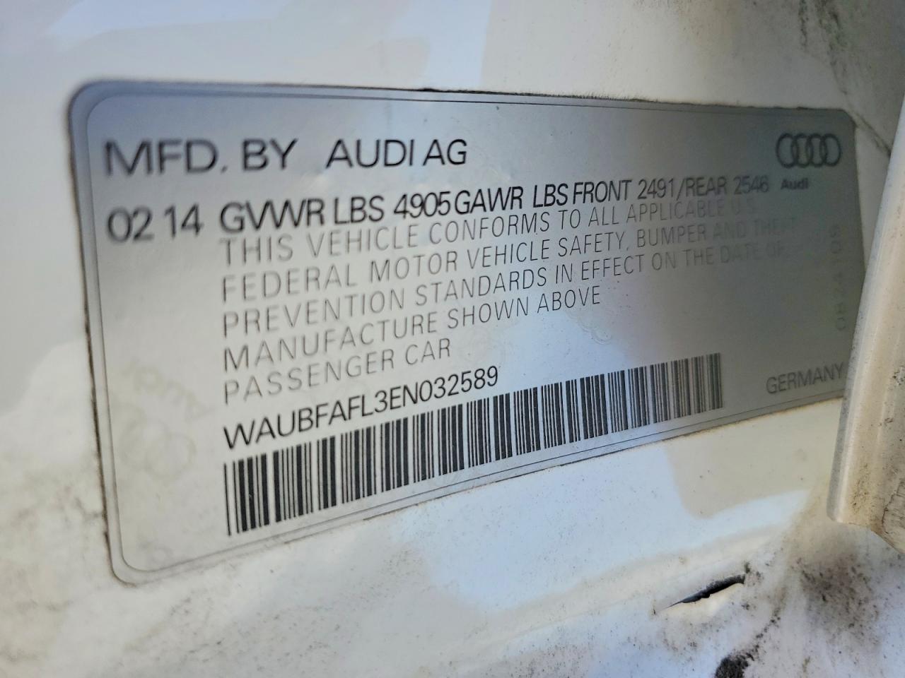 AUDI A4 2014 — 14