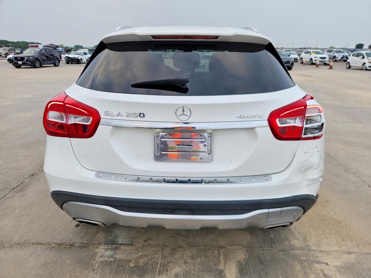 MERCEDES-BENZ GLA 2020 — 7
