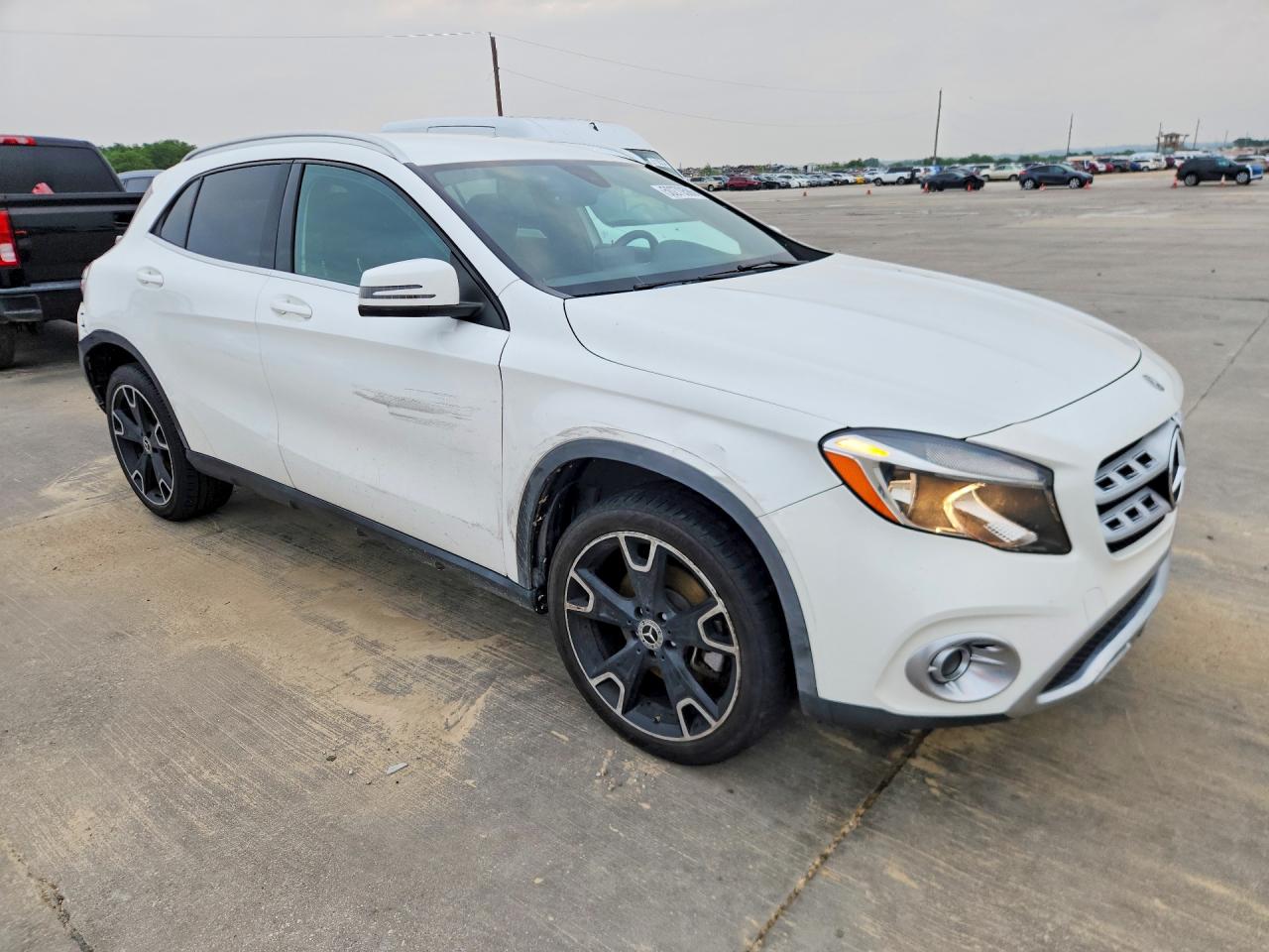 MERCEDES-BENZ GLA 2020 — 5