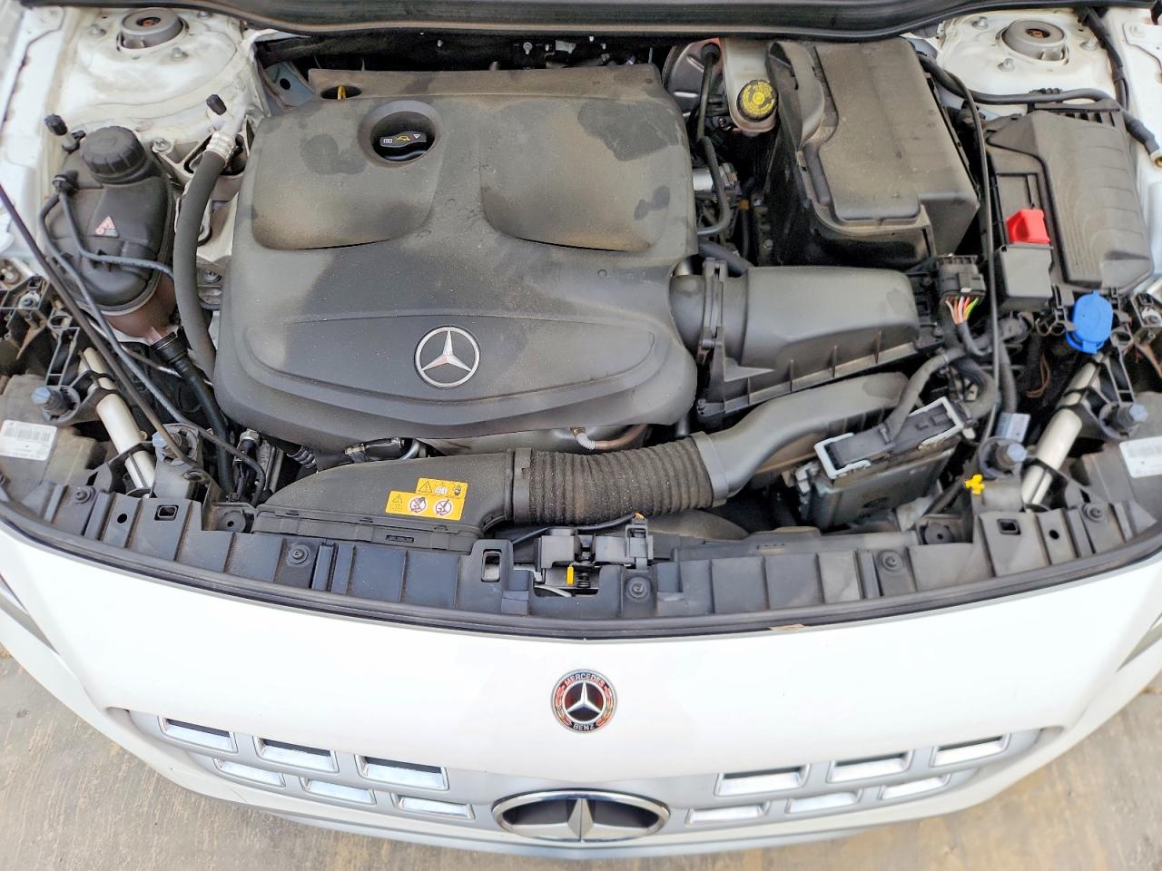 MERCEDES-BENZ GLA 2020 — 13
