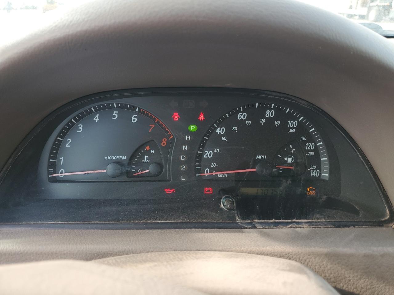 TOYOTA CAMRY 2002 — 10