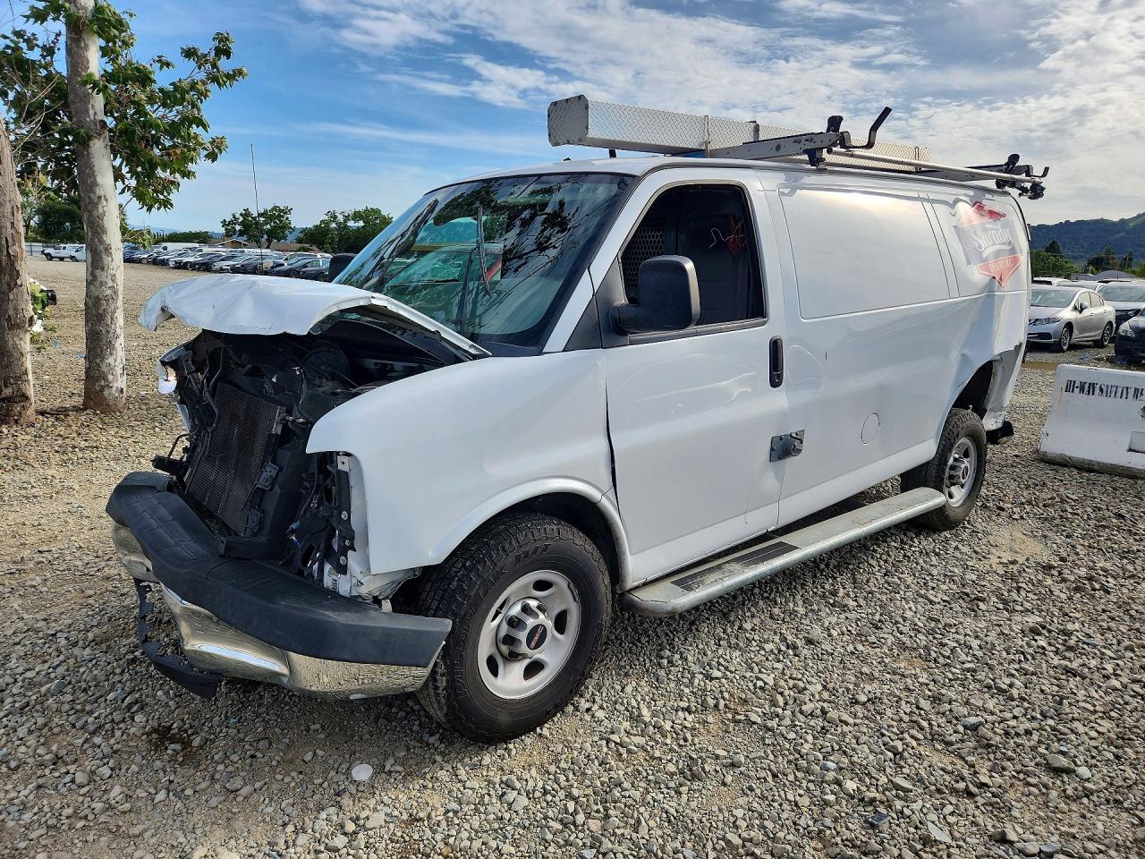 2015 GMC SAVANA G2500