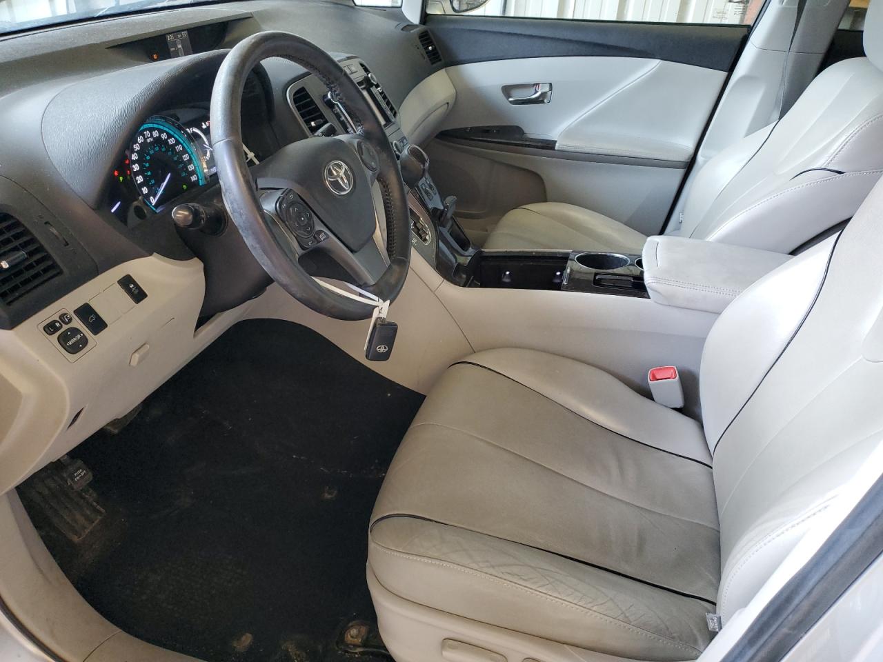 TOYOTA VENZA 2014 — 8