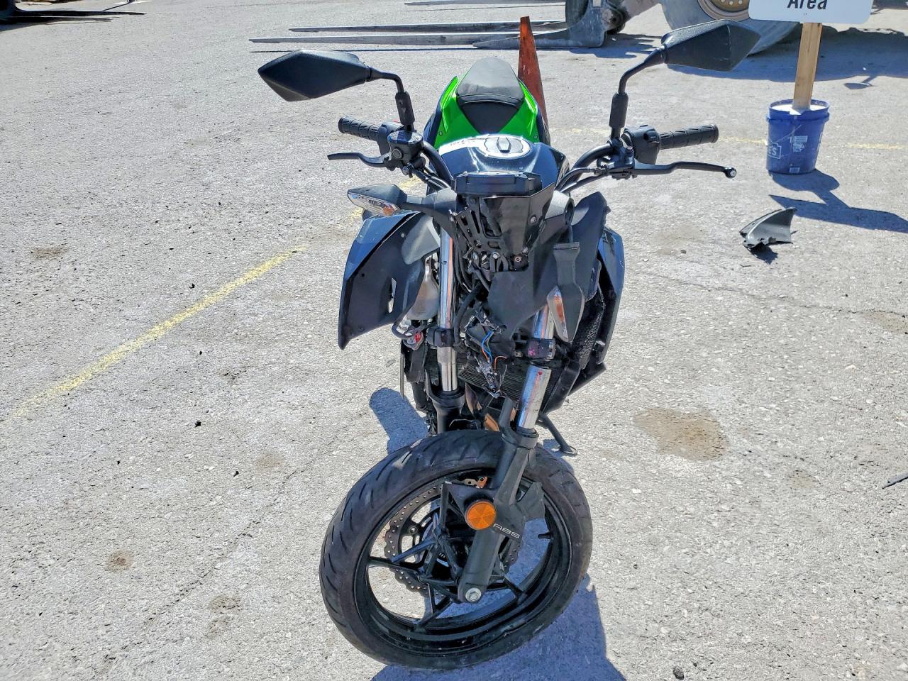 KAWASAKI ER400 2022 — 3