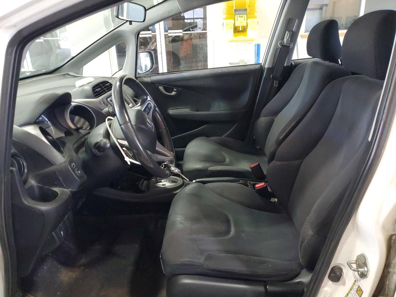 HONDA FIT 2011 — 8