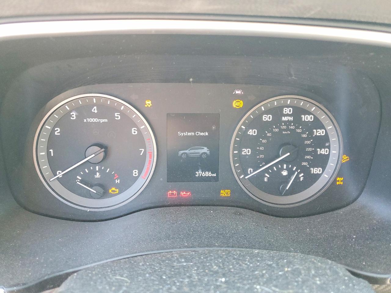 HYUNDAI TUCSON 2021 — 10
