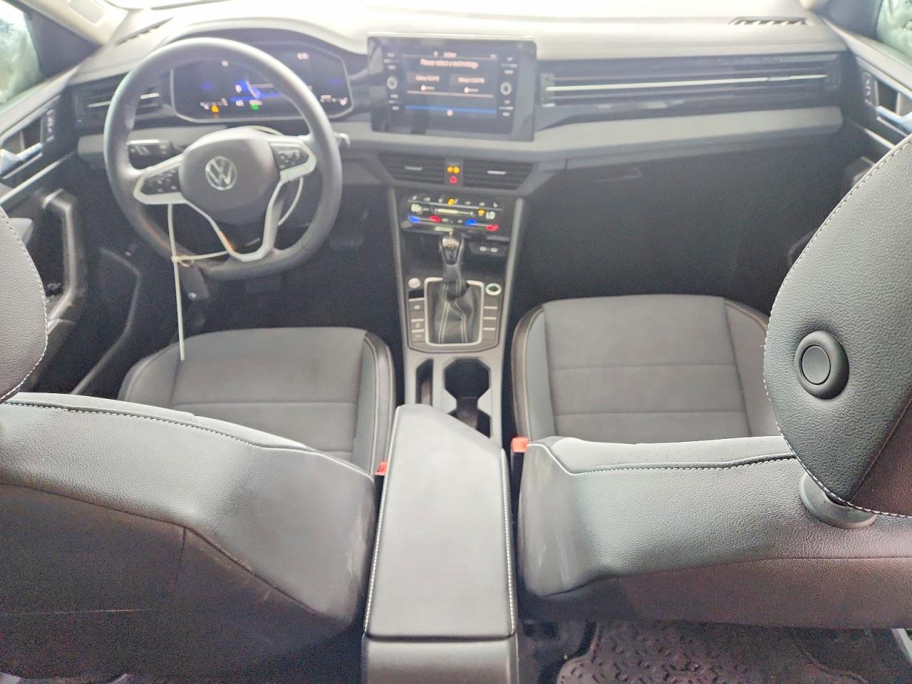 VOLKSWAGEN JETTA 2025 — 9