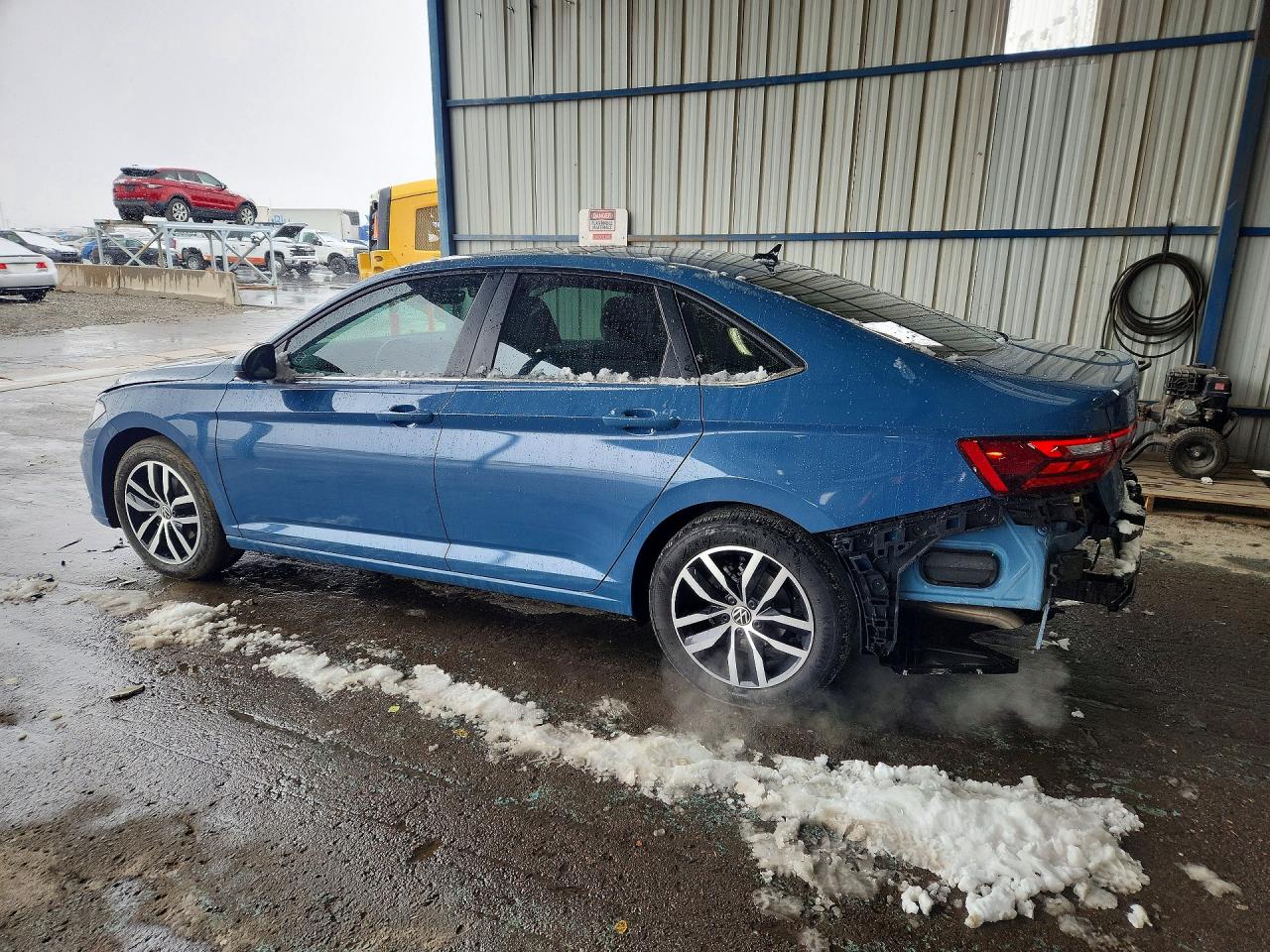 VOLKSWAGEN JETTA 2025 — 3