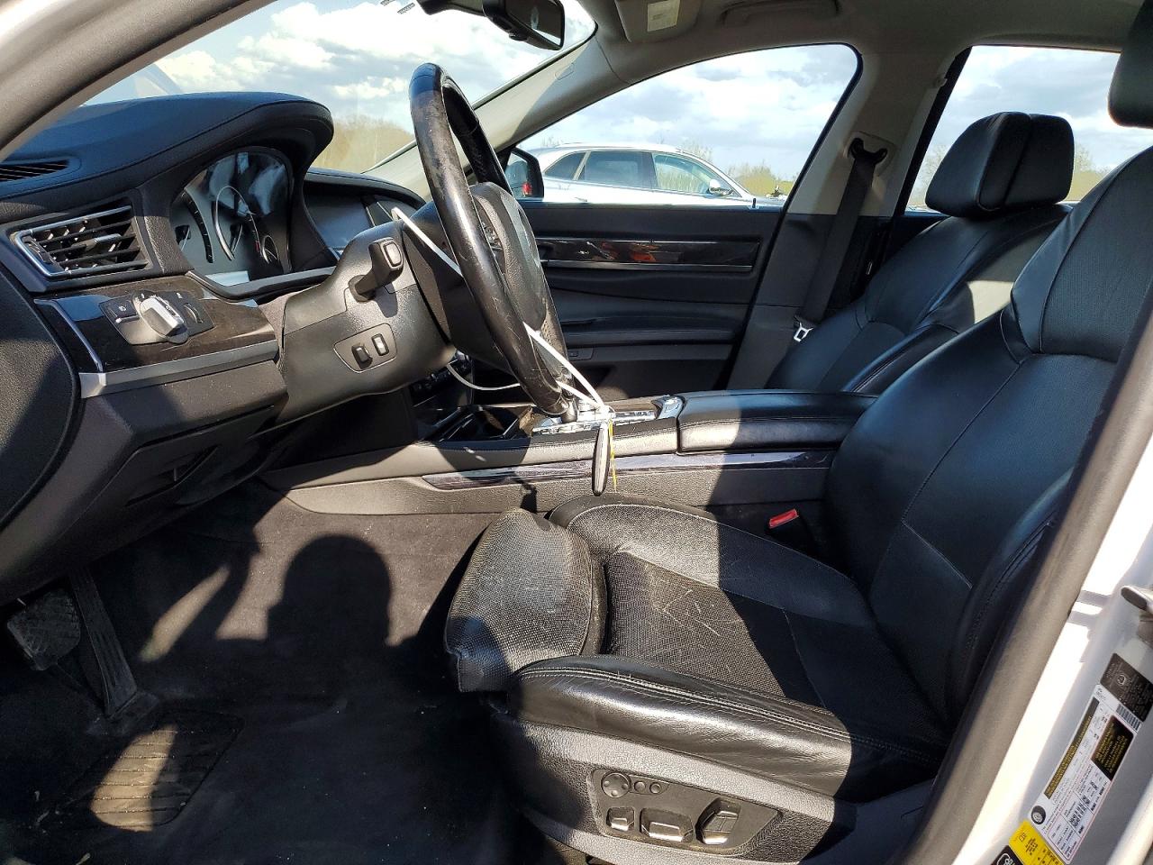 BMW 750 2012 — 8