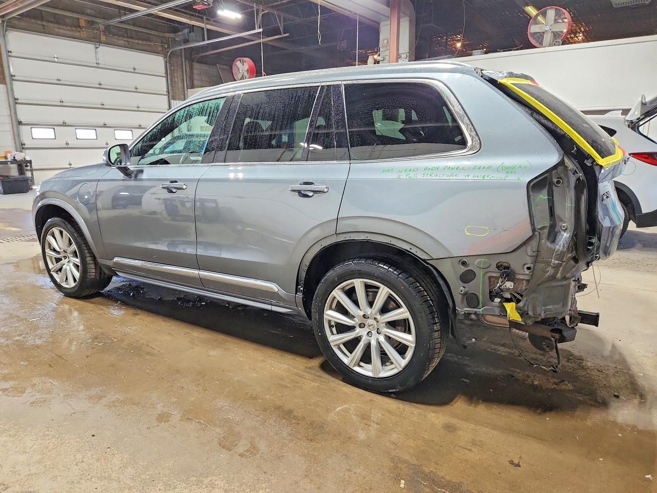 VOLVO XC90 2017 — 3