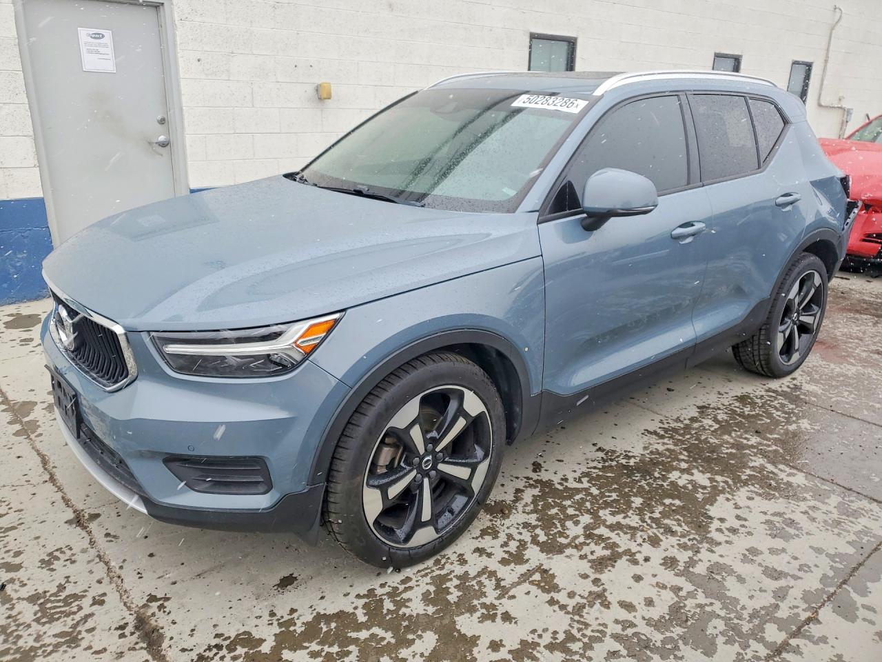VOLVO XC40 2020 — 2