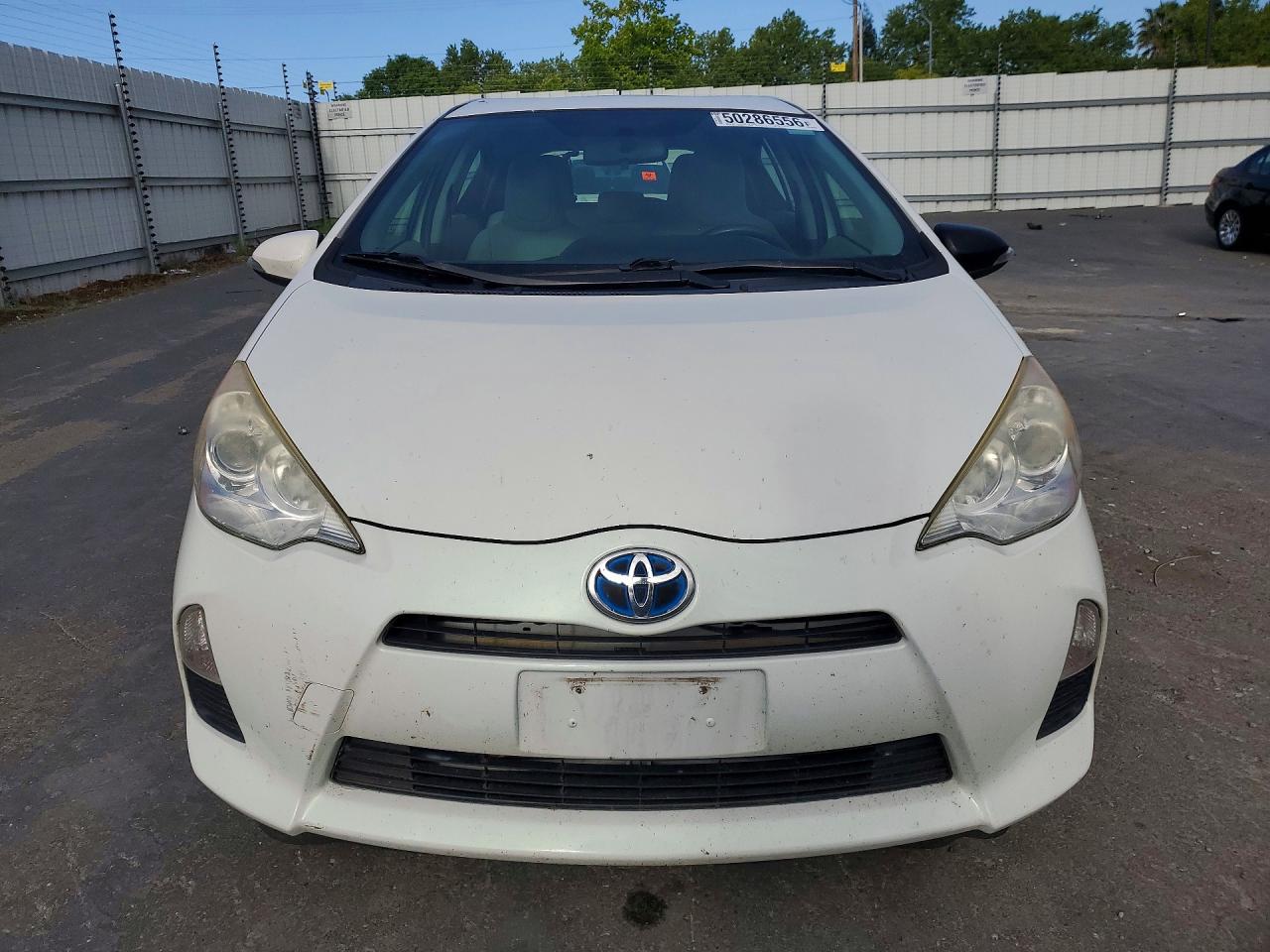 TOYOTA PRIUS C 2014 — 6