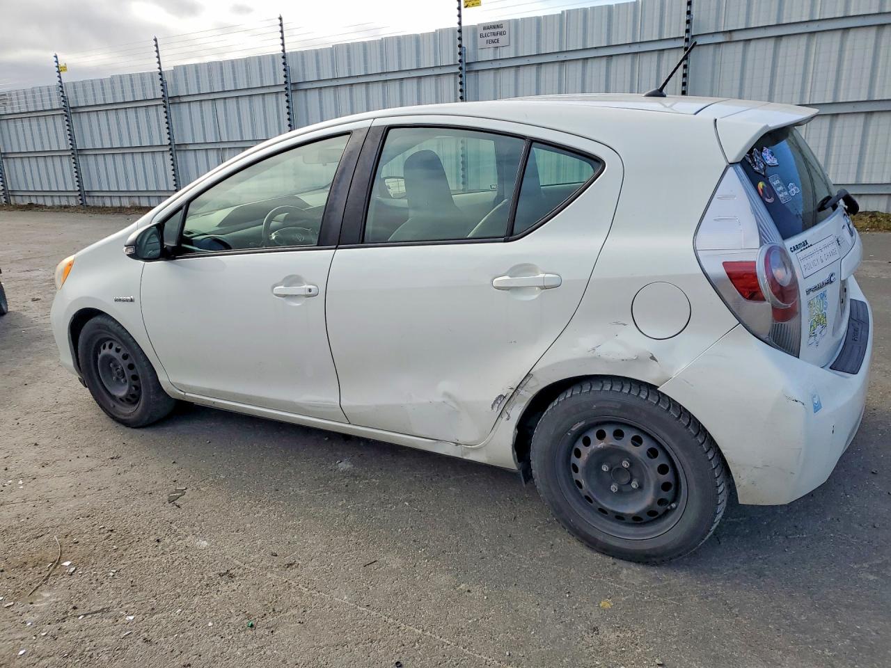 TOYOTA PRIUS C 2014 — 3