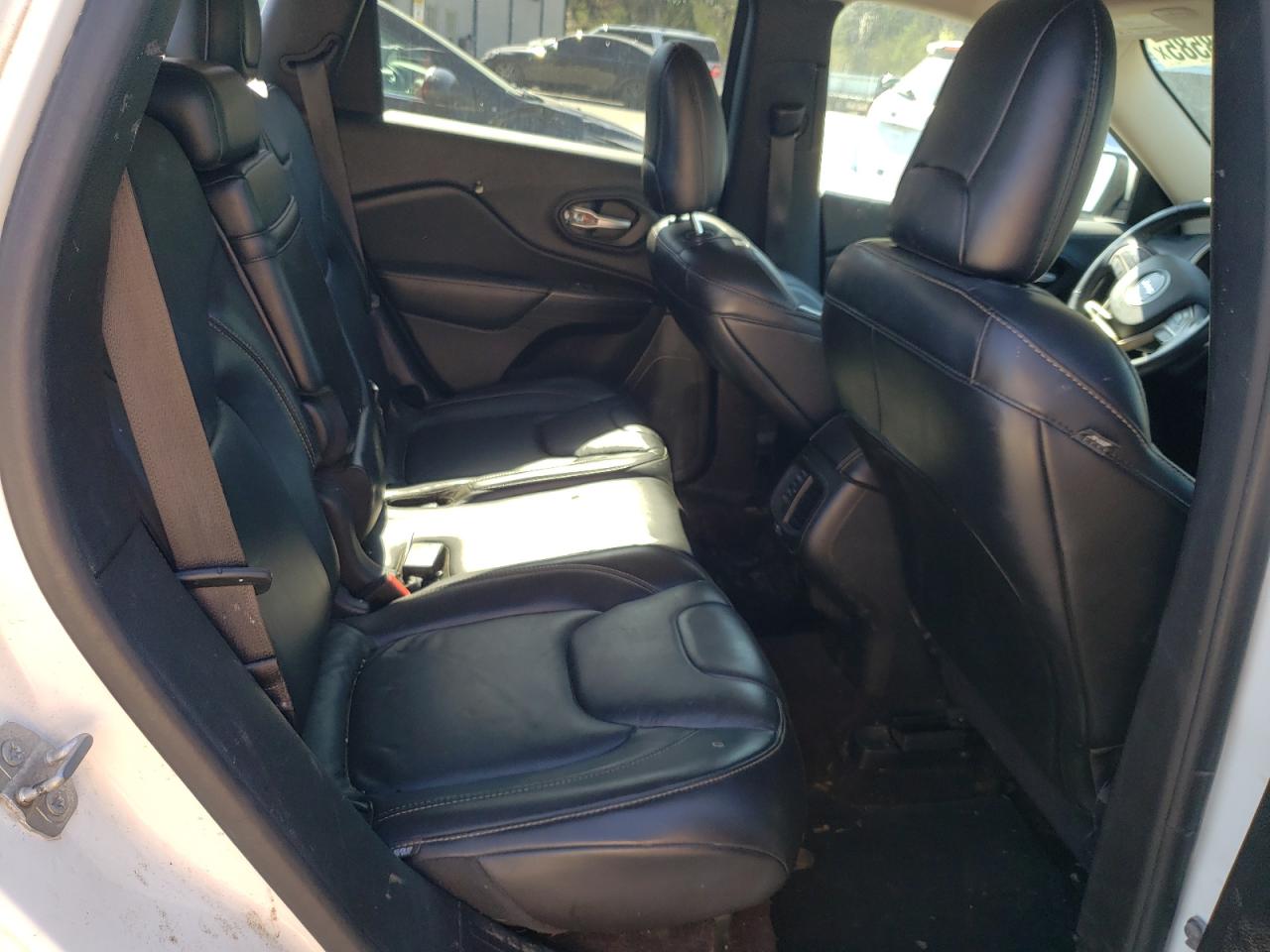 JEEP CHEROKEE 2016 — 12