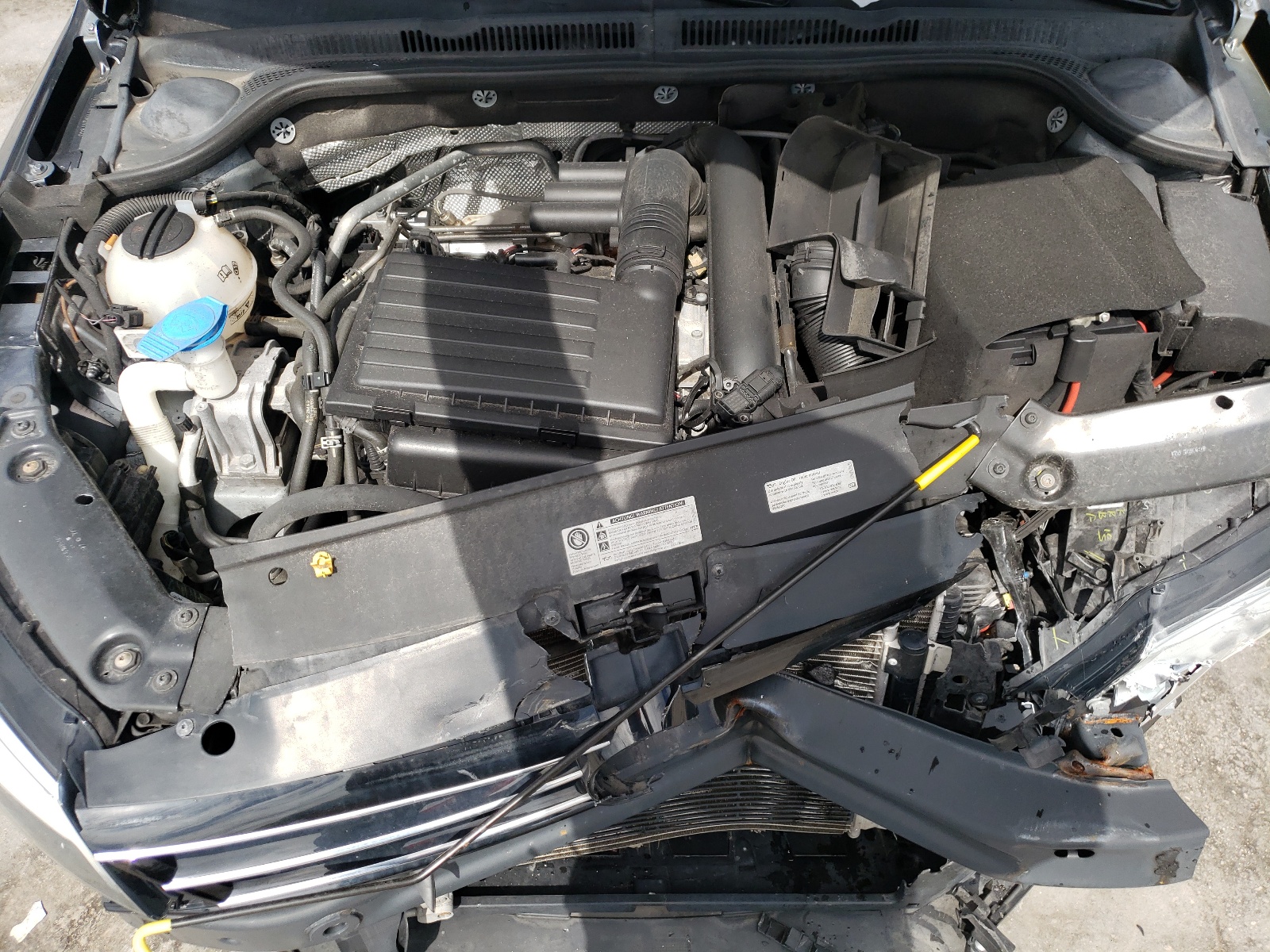 VOLKSWAGEN JETTA 2017 — 8