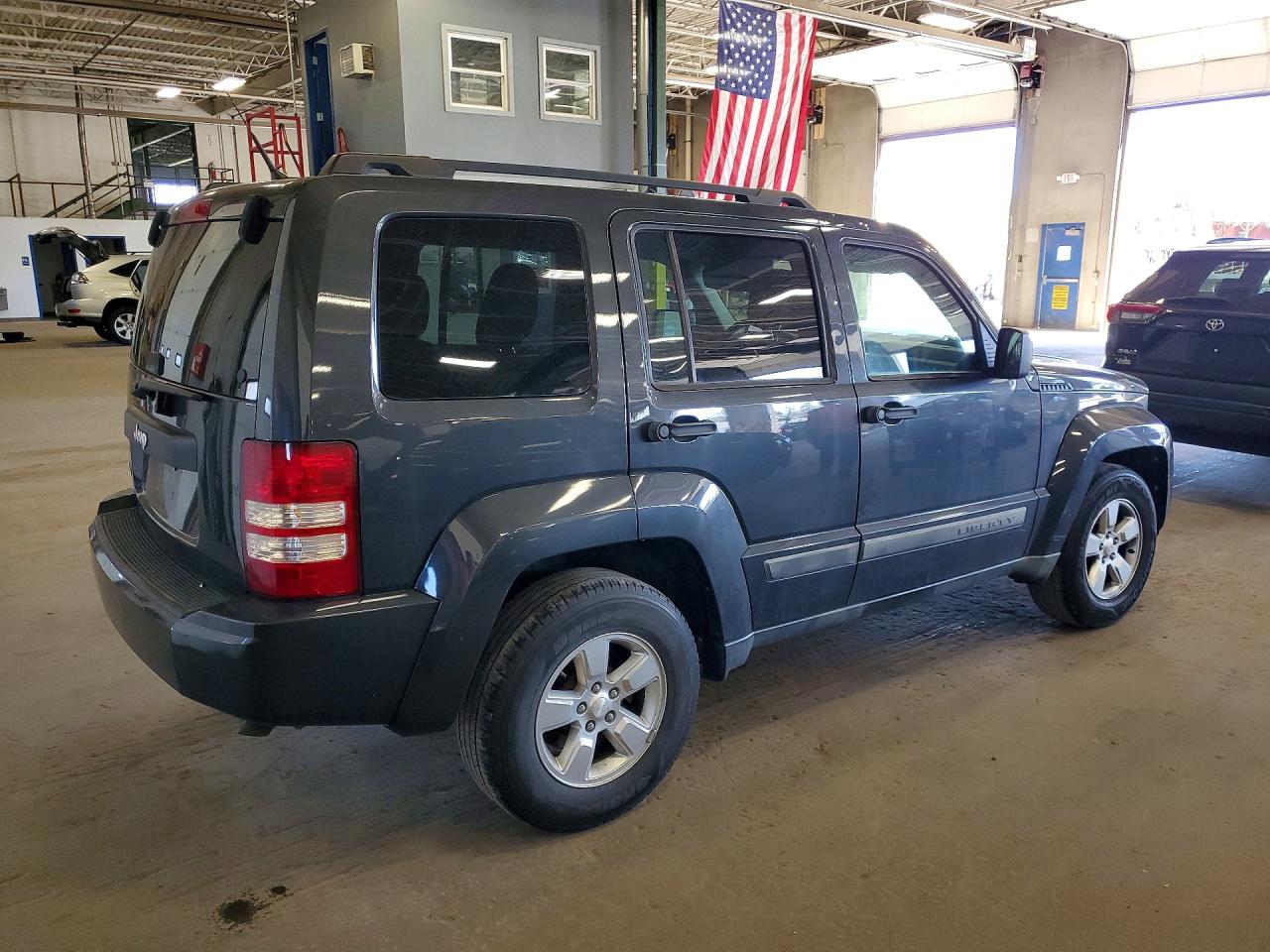 JEEP LIBERTY 2011 — 4