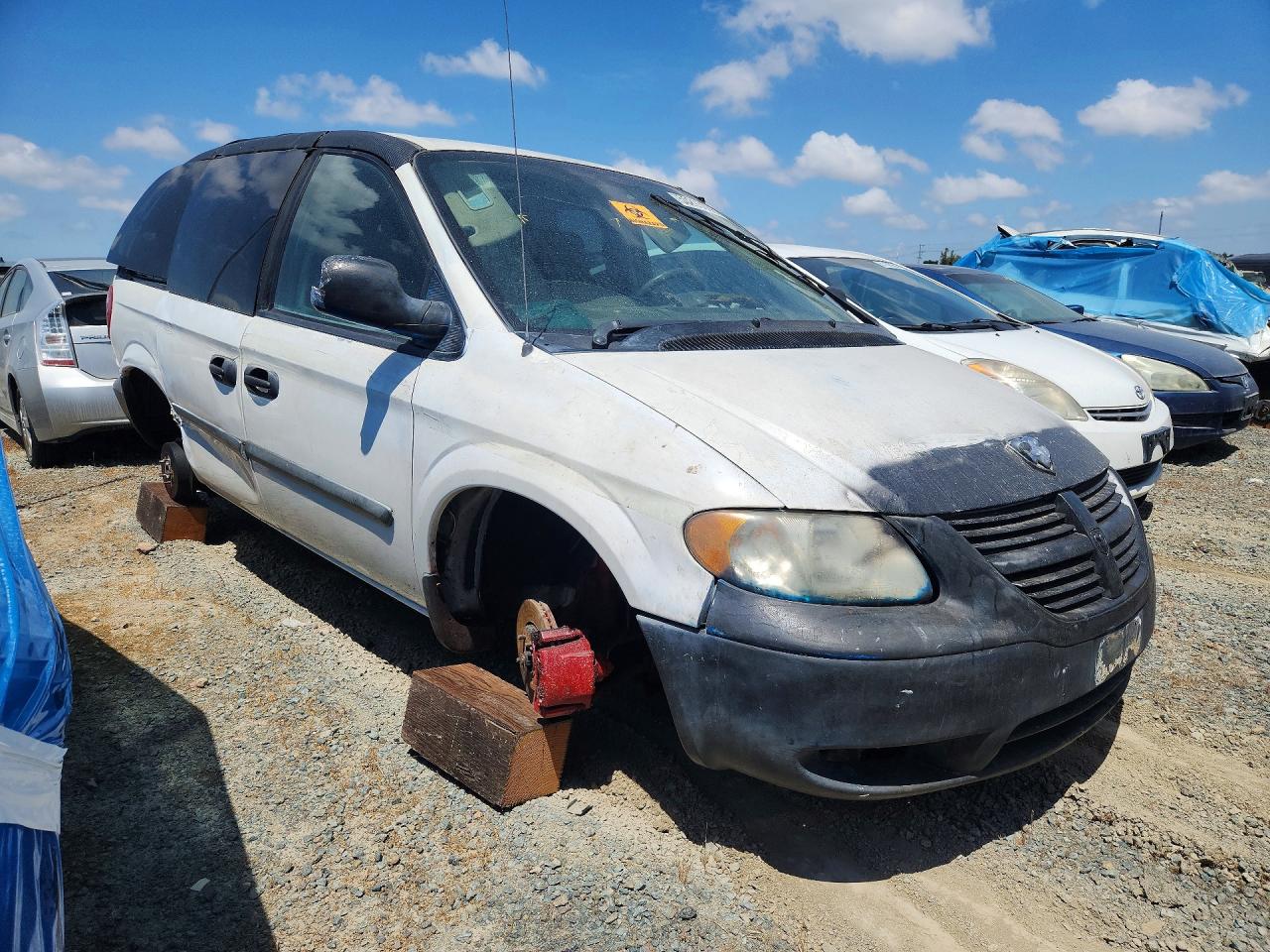 DODGE CARAVAN 2005 — 5