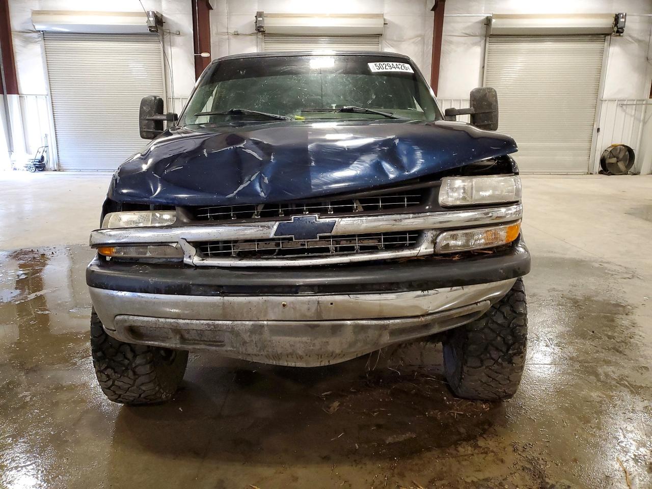 CHEVROLET SILVERADO 2000 — 6