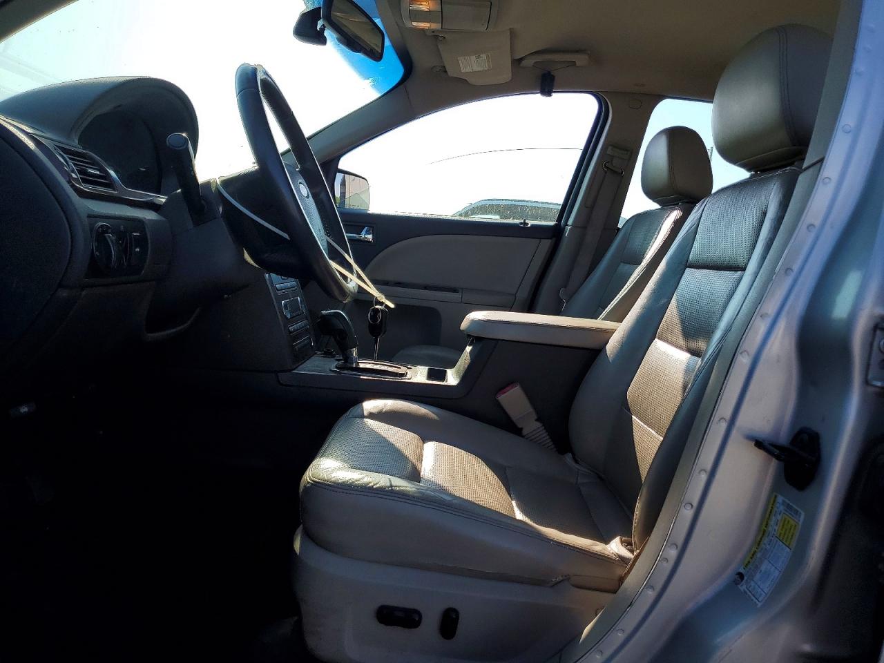 FORD TAURUS 2008 — 8