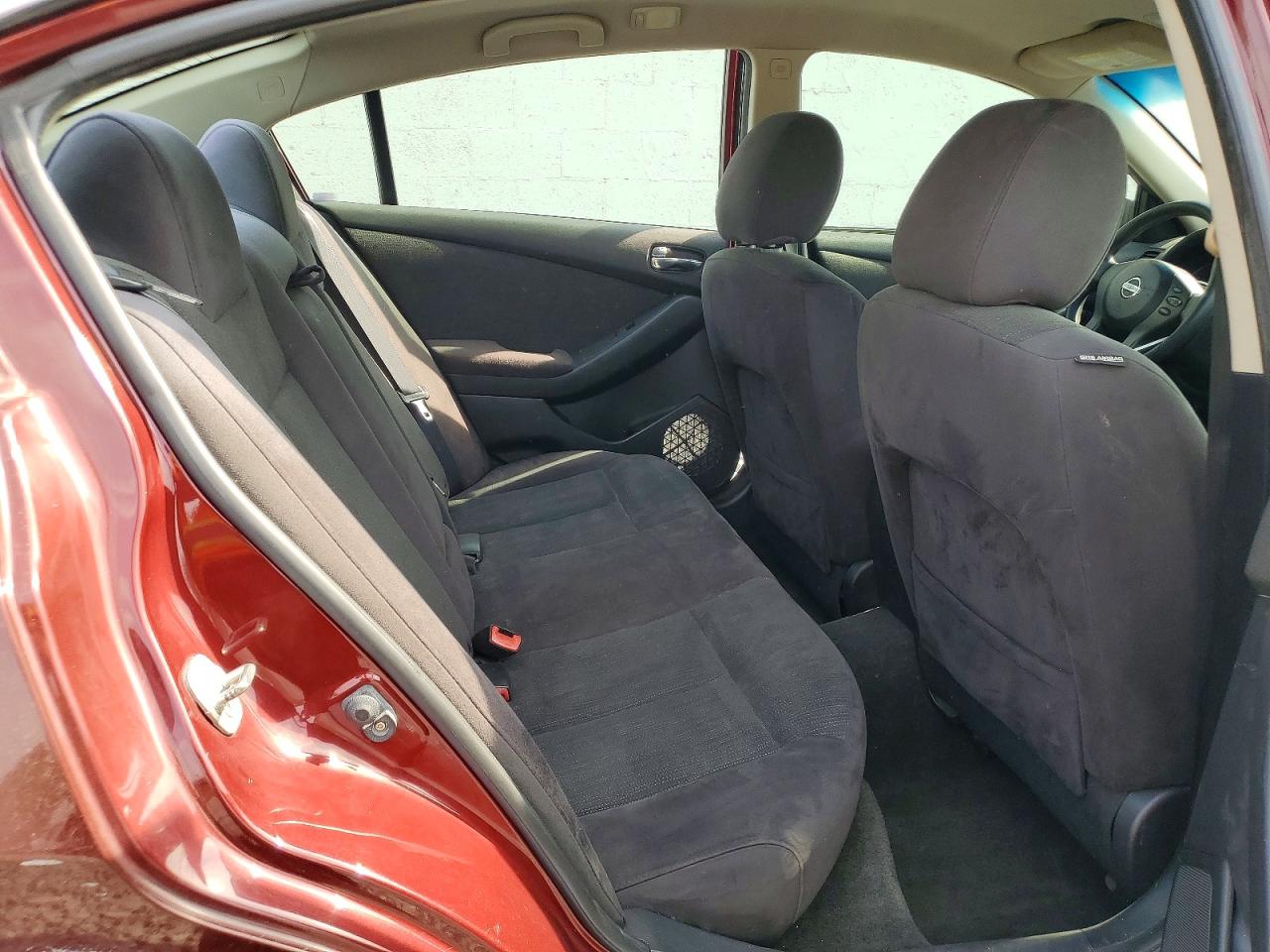 NISSAN ALTIMA 2011 — 11