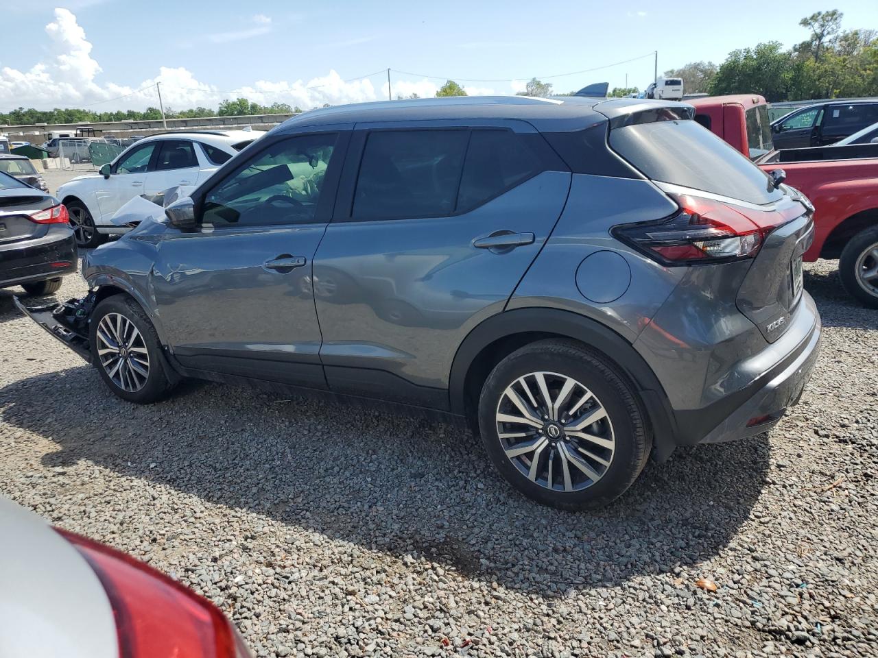 NISSAN KICKS 2021 — 3