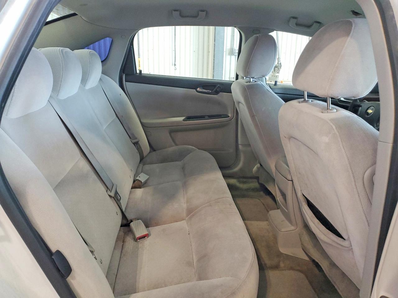 CHEVROLET IMPALA 2010 — 11