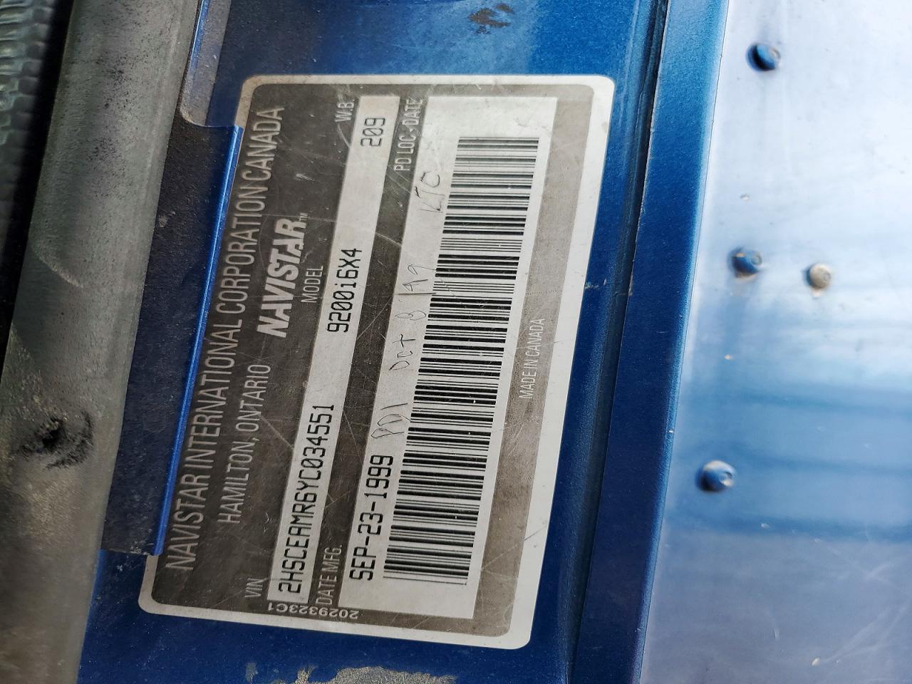 INTERNATIONAL 9200 2000 — 11