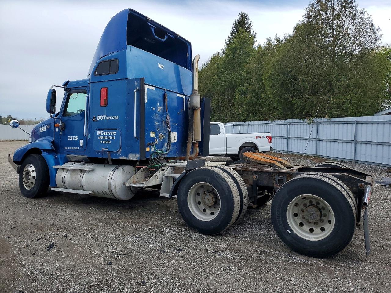INTERNATIONAL 9200 2000 — 4