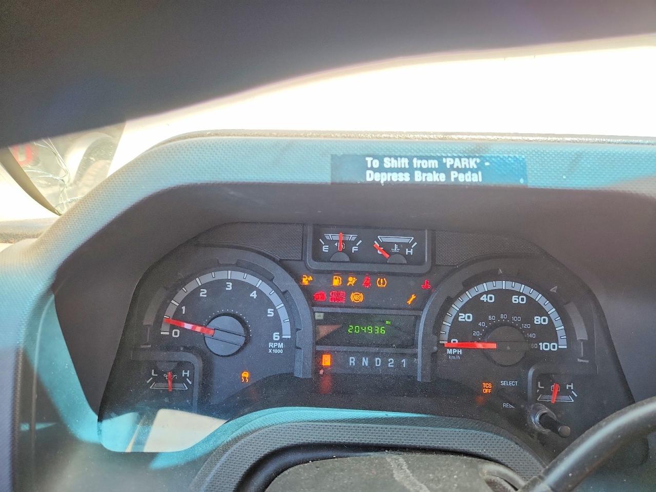 FORD ECONOLINE 2014 — 10