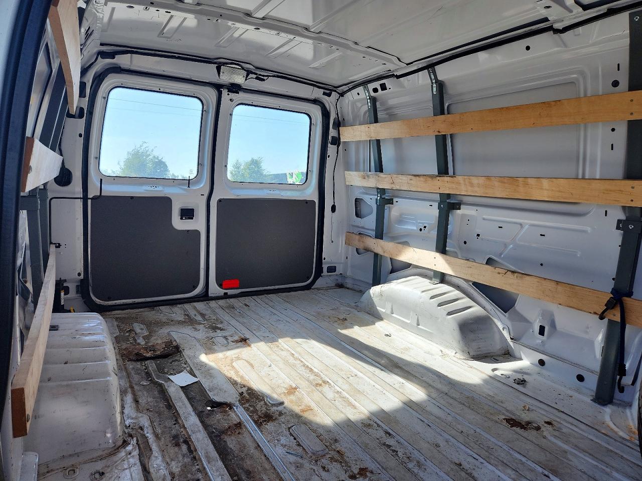 FORD ECONOLINE 2014 — 12