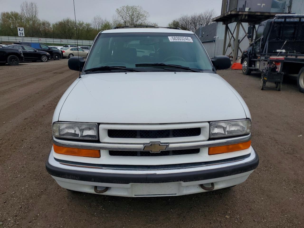 CHEVROLET BLAZER 2001 — 6