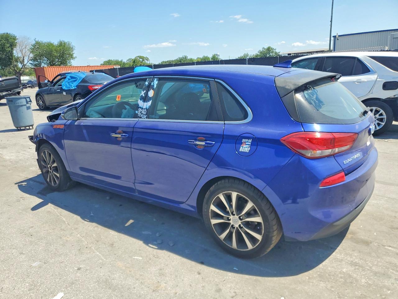 HYUNDAI ELANTRA GT 2018 — 3