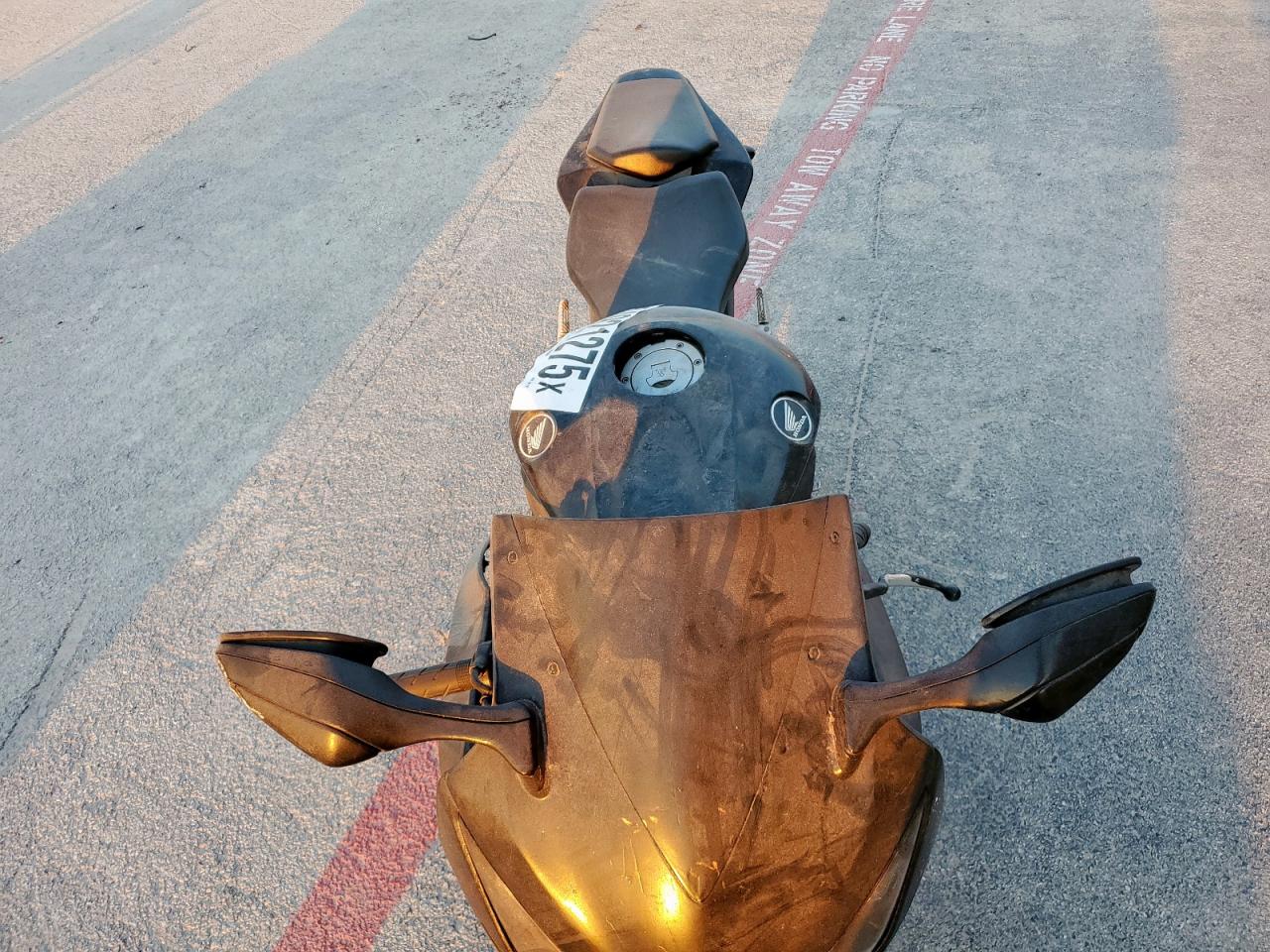 HONDA CBR1000 2012 — 6