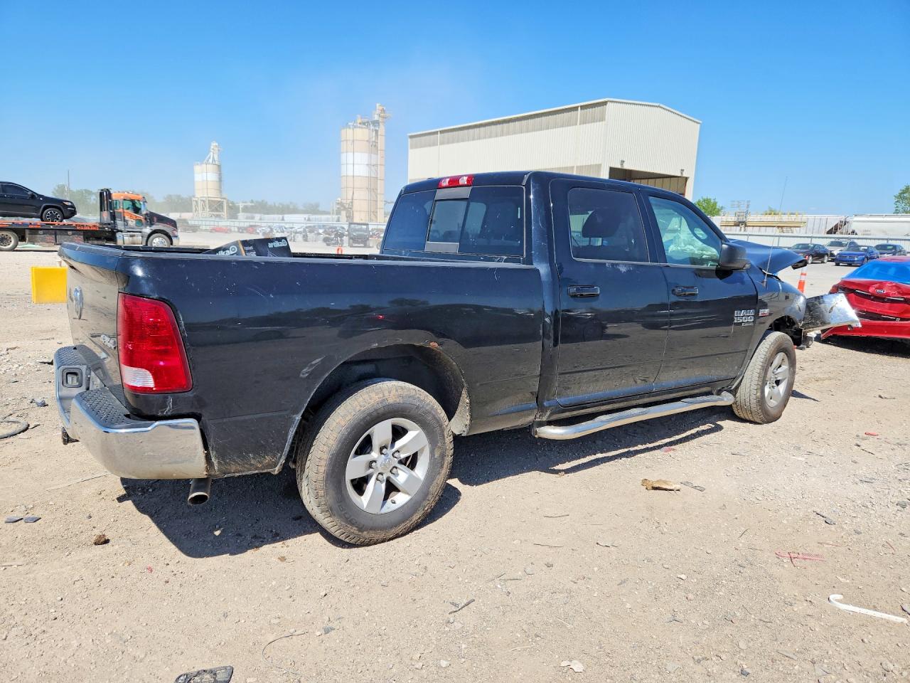 RAM 1500 CLASSIC 2020 — 4