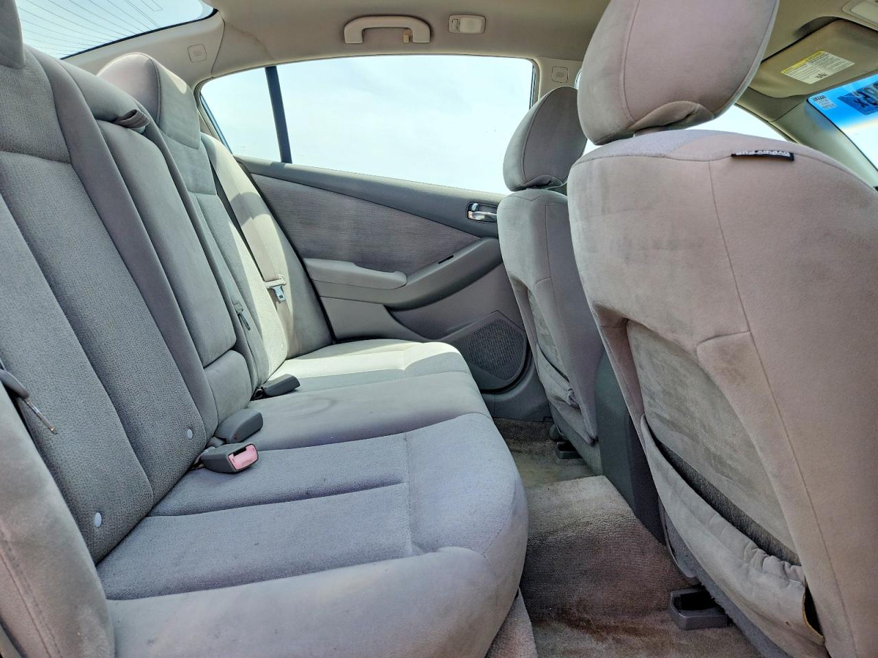 NISS ALTIMA 2010 — 11