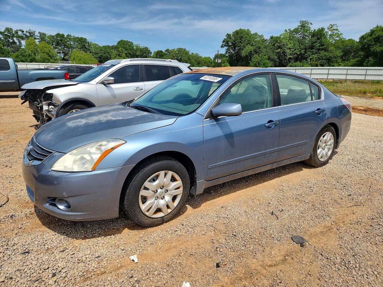 NISS ALTIMA 2010 — 2