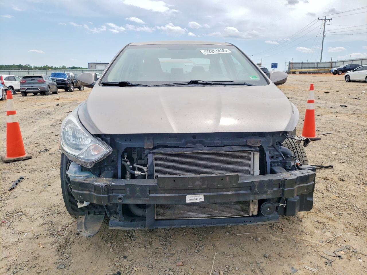 HYUNDAI ACCENT 2013 — 6